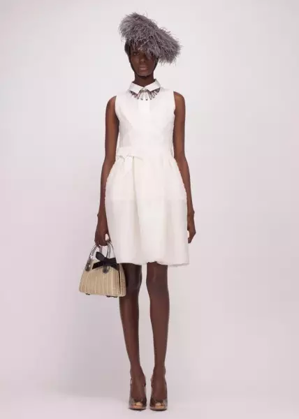 የPaul Ka's Spring 2013 ስብስብ ወደ ስልሳዎቹ ቢት ተራመዱ