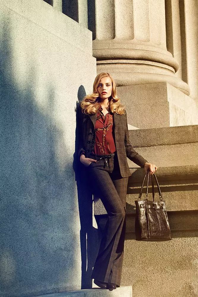 Anna Jagodzinska para sa Le Château Fall 2011 Campaign ni Max Abadian