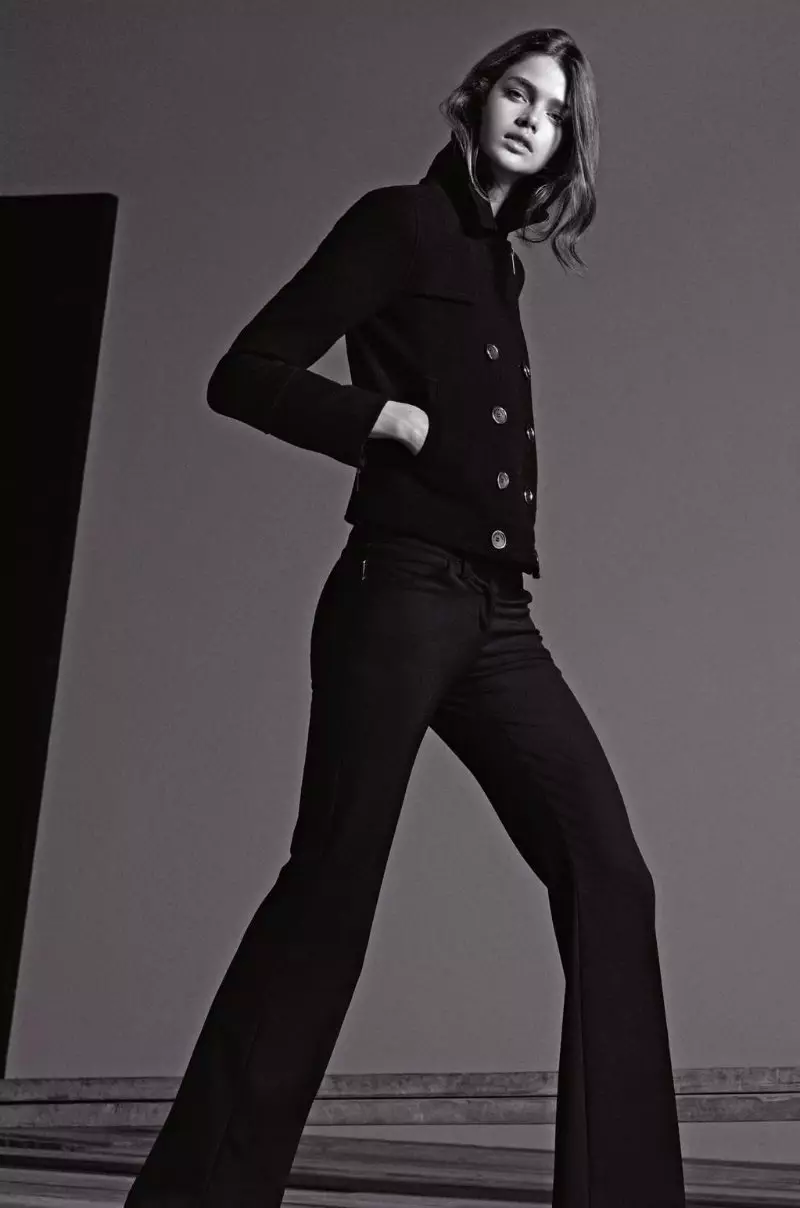 Julia Saner para sa Armani Jeans Fall 2011