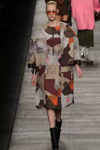 Fendi Aŭtuno/Vintro 2014 | Milana Modsemajno