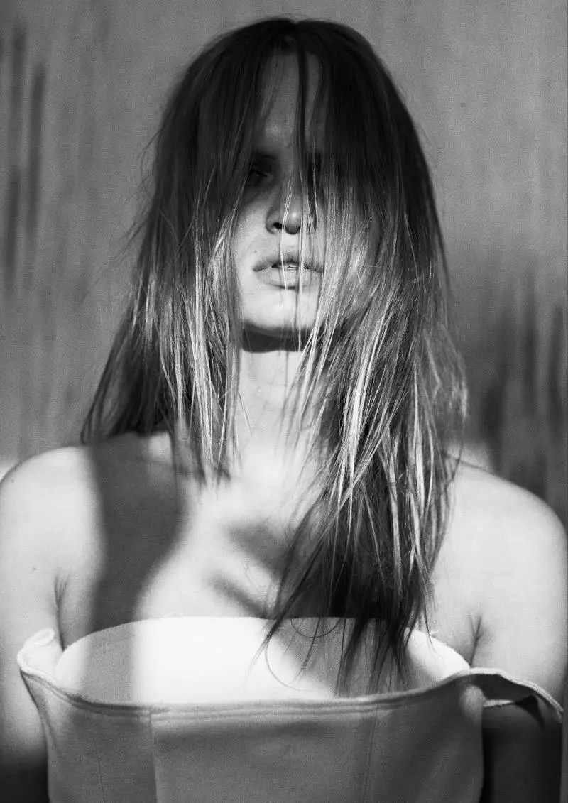 Nicola Haffmans af Justin Ridler i Impasse for Fashion Gone Rogue