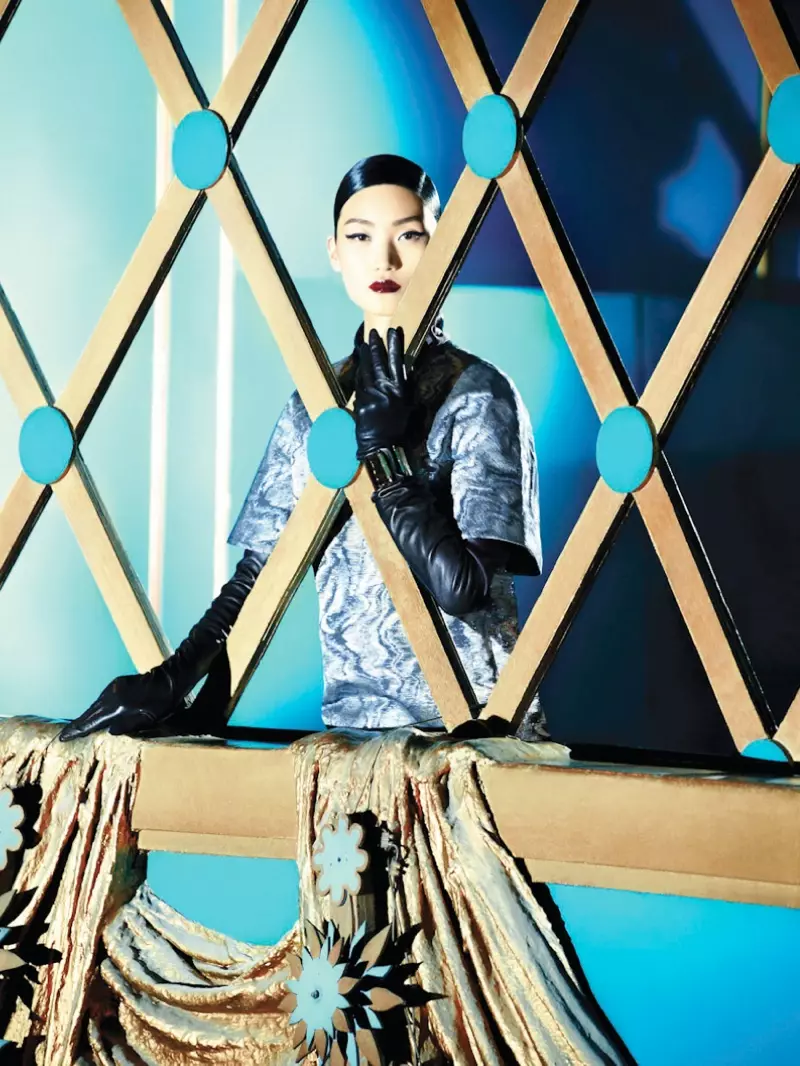 Lina Zhang Fronts Shanghai Tang Fall 2013 ਰਿਚਰਡ ਬਰਨਾਰਡਿਨ ਦੁਆਰਾ ਵਿਗਿਆਪਨ