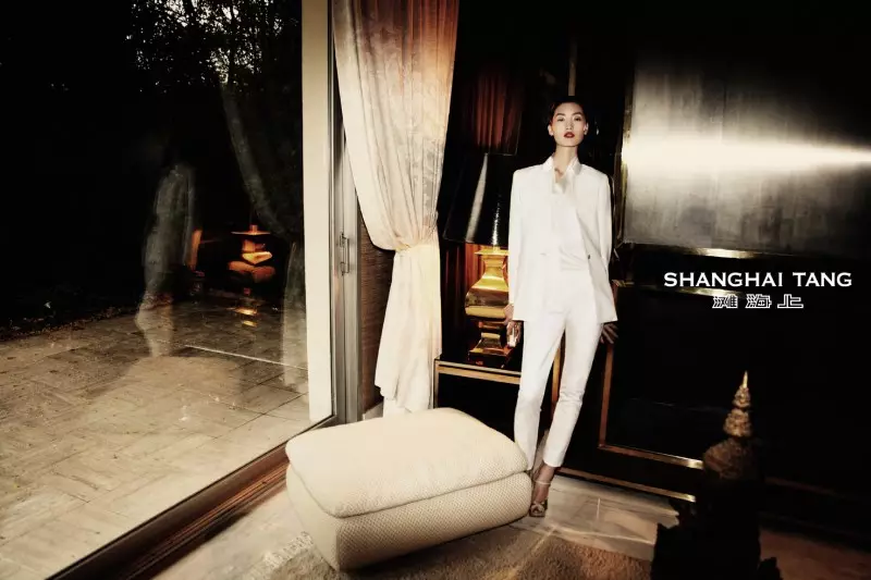 Lina Zhang Stars katika Kampeni ya Shanghai Tang ya Spring 2013 na Richard Bernardin