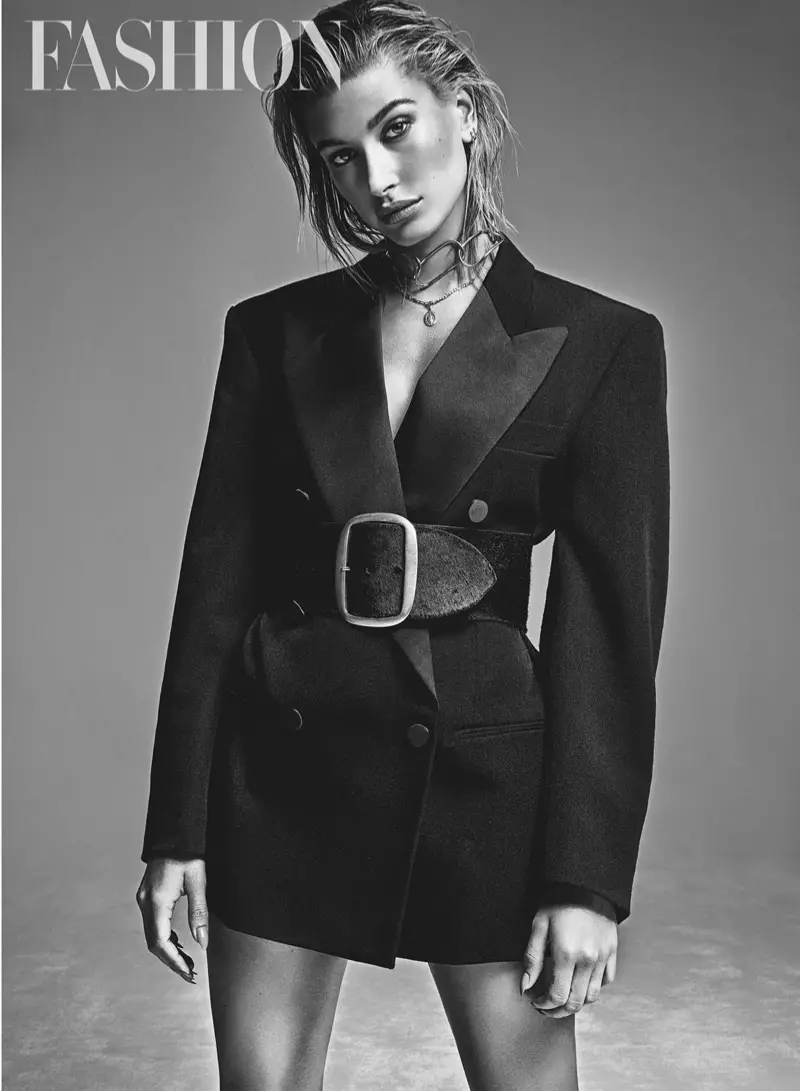 Hailey Baldwin oferă look-uri cool de toamnă în revista FASHION