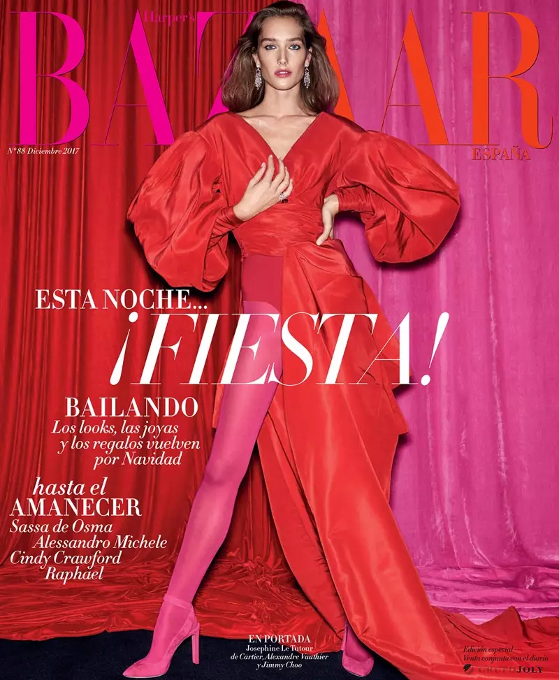 Josephine Le Tutour Poses yn Party-Ready Looks foar Harper's Bazaar Spanje