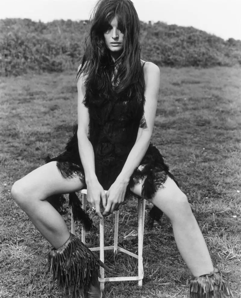 Kyawun Safiya | Stephanie Seymour ta Carter Smith