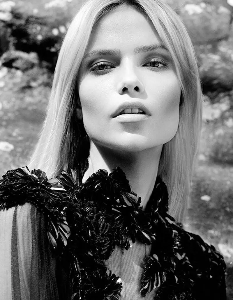 Natasha Poly Models Fall Looks për kopertinën e shtatorit të Vogue Turkey