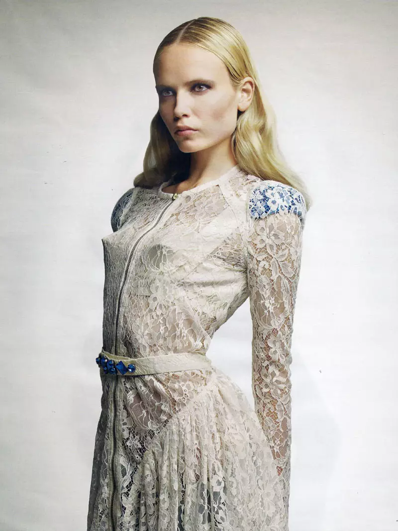 Vogue Rusland januar | Natasha Poly af Patrick Demarchelier