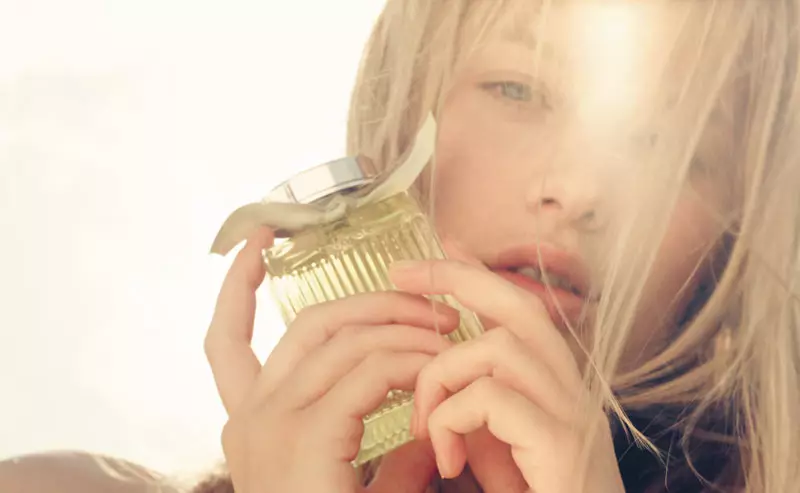 Cinéma | Camille Rowe pour L'eau de Chloé Fragrance