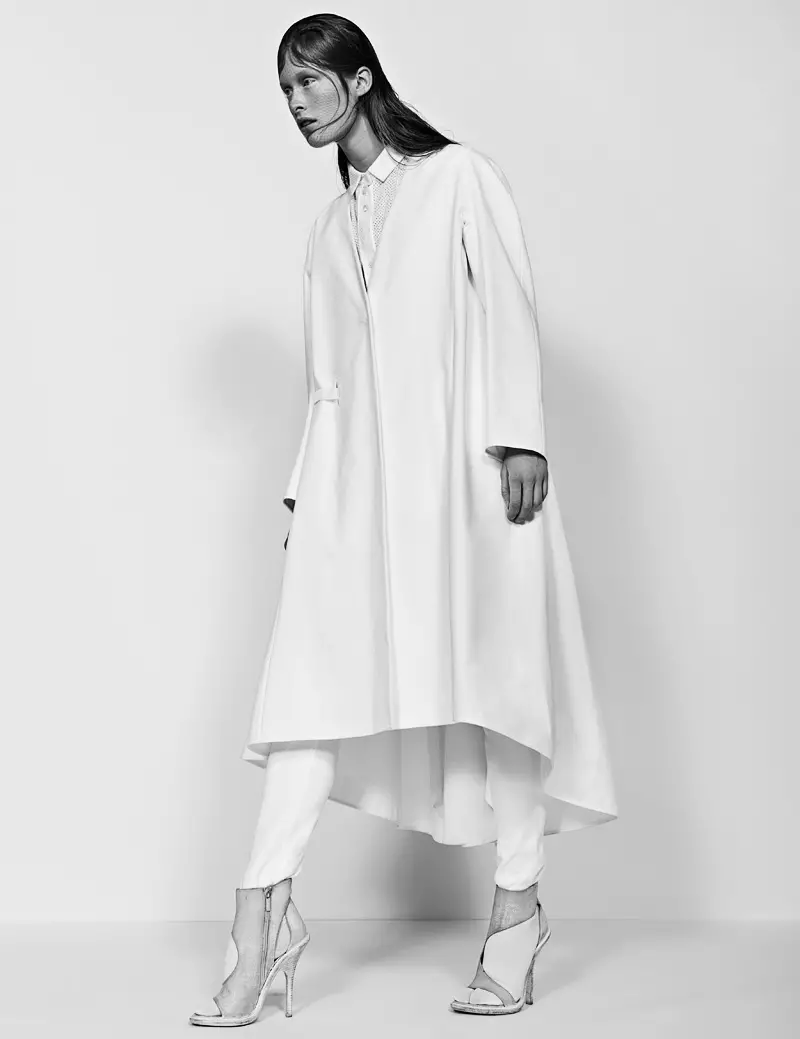 U-Ilva Heitmann Dons All White we-SOMA Magazine ka-Felix Wong