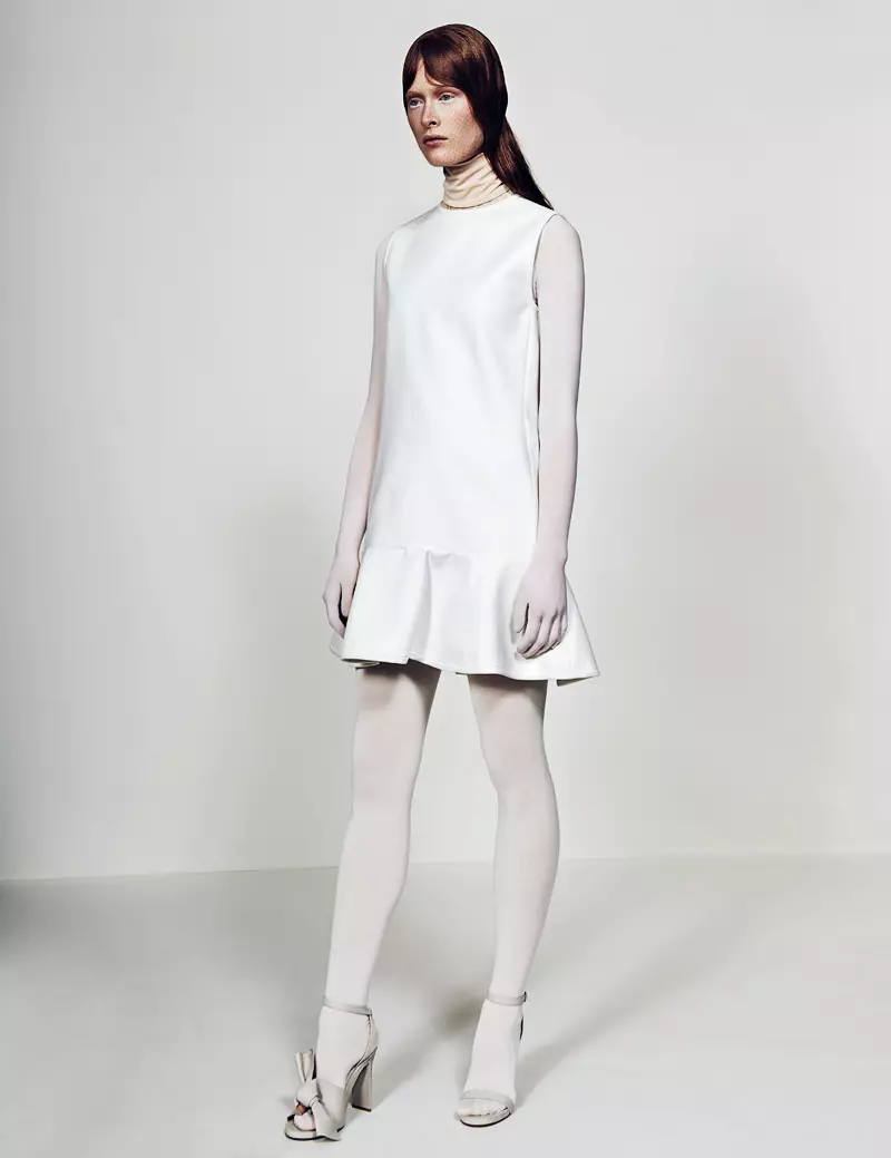 Ilva Heitmann Dons All White for SOMA مجلې د فیلکس وانګ لخوا