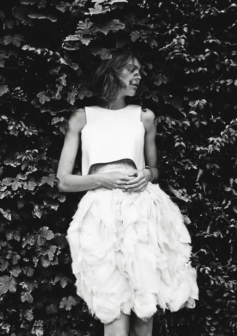 Kim Noorda para sa Ellery Resort 2011 Campaign ni Darren McDonald