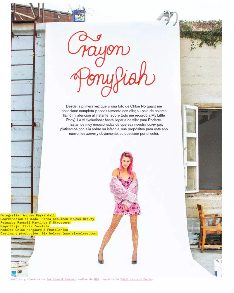 Chloe Norgaard Amagwedeza Zovala Zokongola za Nylon Mexico wolemba Andrew Kuykendall