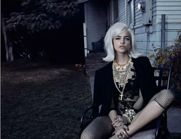 Jacques Olivar විසින් Marie Claire Italia අප්‍රේල් 2013 සඳහා බාබරා පල්වින් යනු 'ද්‍රව්‍ය දැරියකි'