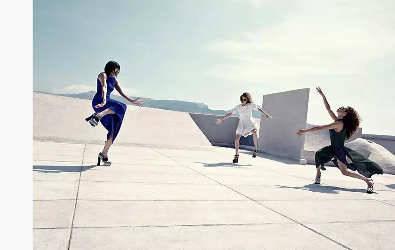 Thomas Krappitz Lenses the Art of Dance för Marie Claire Italia september 2012