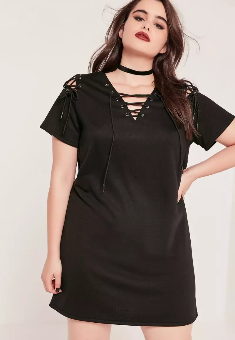 Missguided Plus Size Lace-Up Jumper Dress အနက်ရောင်