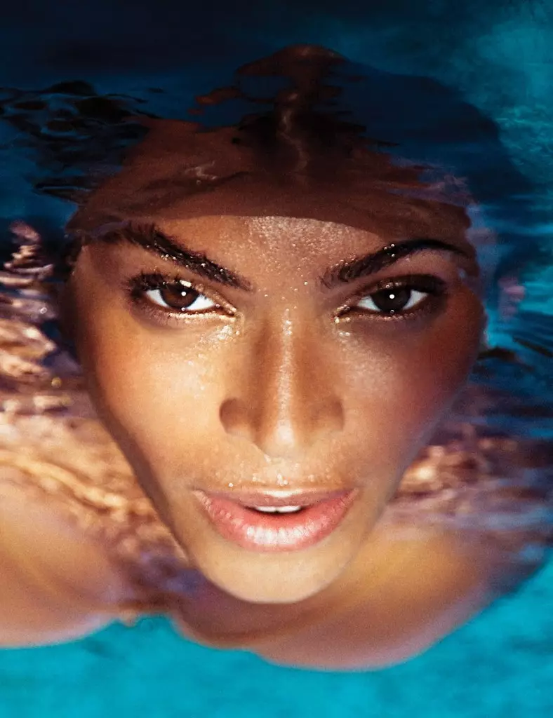 FACE TIME: Beyonce tistordi f'din l-immaġni mill-qrib