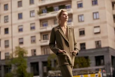 Josie Canseco se ve elegante en la campaña Primavera 2020 de Kocca