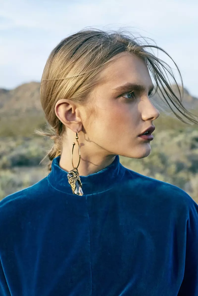 Aneta Pajak porte une mode tendance dans Harper's Bazaar Australia