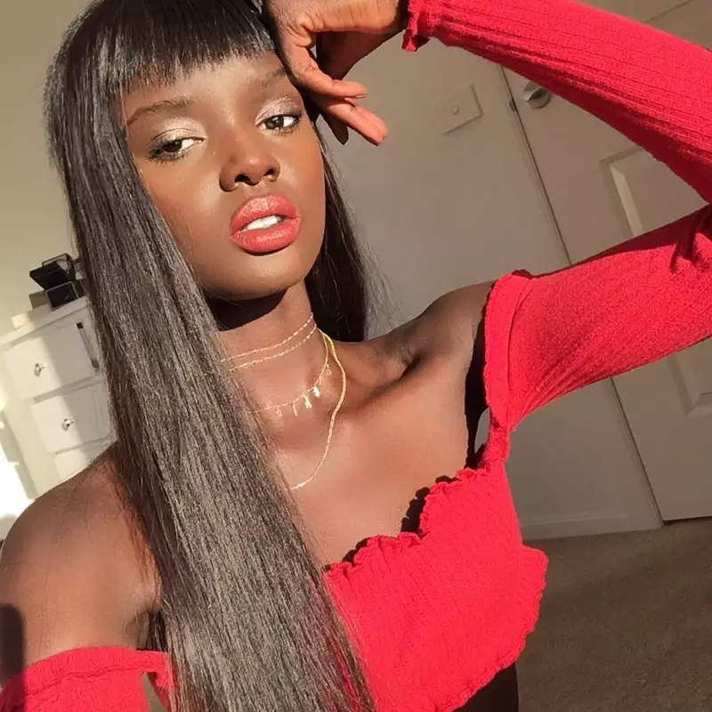 Sudanlik model Daki Totning Instagram’da 300 000 dan ortiq obunachisi bor