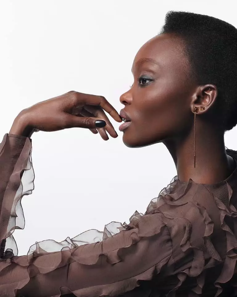 Valentino Kukongola Makeup Campaign.