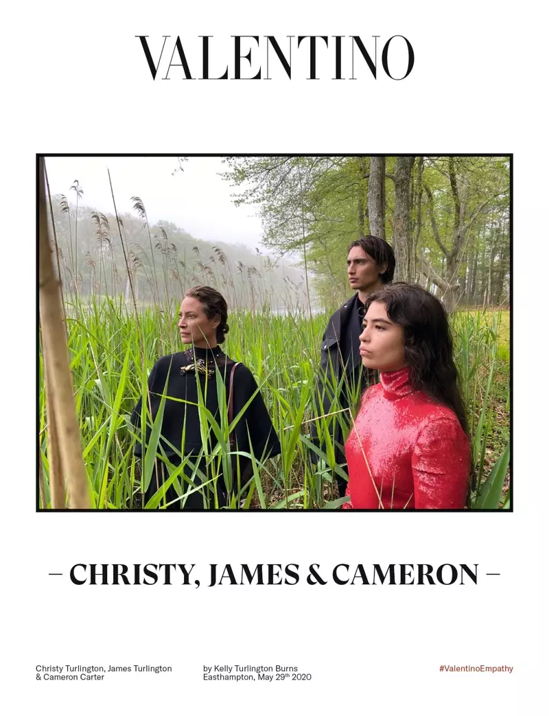 Christy Turlington, James Turlington kaj Cameron Grace Carter aperas en Valentino Empathy aŭtuno-vintra 2020 kampanjo.