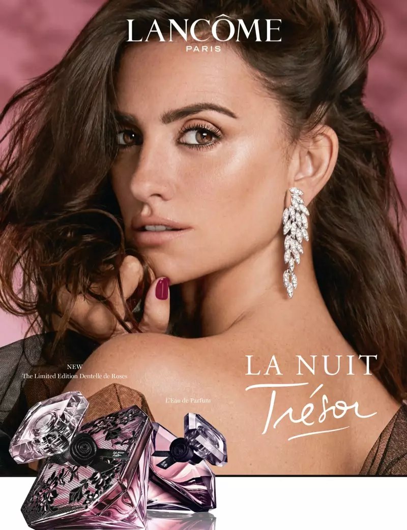 Пенелопа Круз Lancome La Nuit Trésor L'Eau de Parfum кампаниясында роль жаратат. Сүрөт: Hunter & Gatti