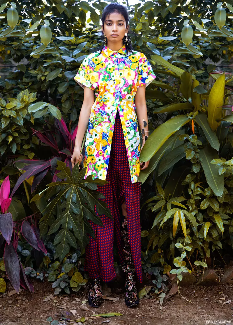Haljina košulja Aniket Satam, hlače Madison, naušnice i manšete u boji Chemistry i cipele Hogwash. Foto: Kay Sukumar