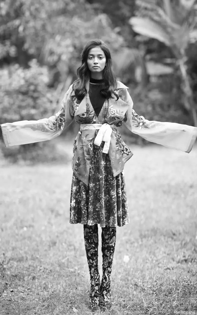 لباس Madison، جيڪٽ Nikita Mhaisalkar ۽ جوتا Hogwash. ڦوٽو: ڪي سڪمار