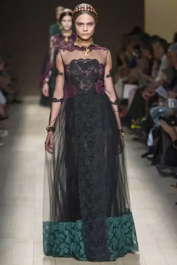 Valentino Spring/Chilimwe 2014 | Paris Fashion Week