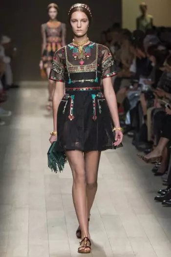 Valentino 2014 yil bahor/yoz | Parij moda haftaligi