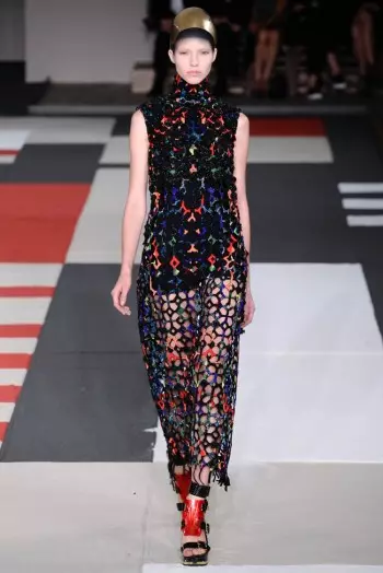 Alexander McQueen Lente/Somer 2014 | Parys Modeweek