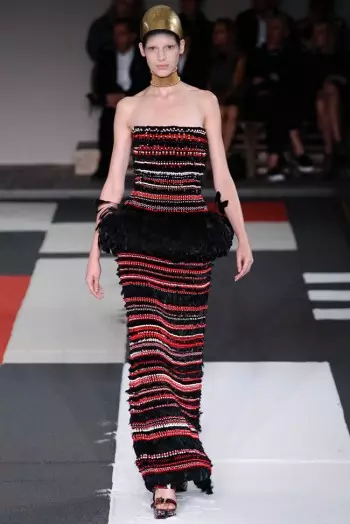 Alexander McQueen Pranverë/Verë 2014 | Java e Modës në Paris