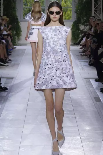 Balenciaga Spring/Summer 2014 | Wiki ya Mitindo ya Paris