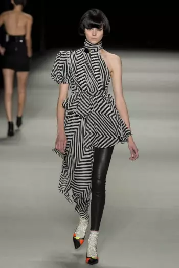 Saint Laurent Primavera/Estiu 2014 | Setmana de la Moda de París