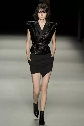 Saint Laurent Spring/Chilimwe 2014 | Paris Fashion Week