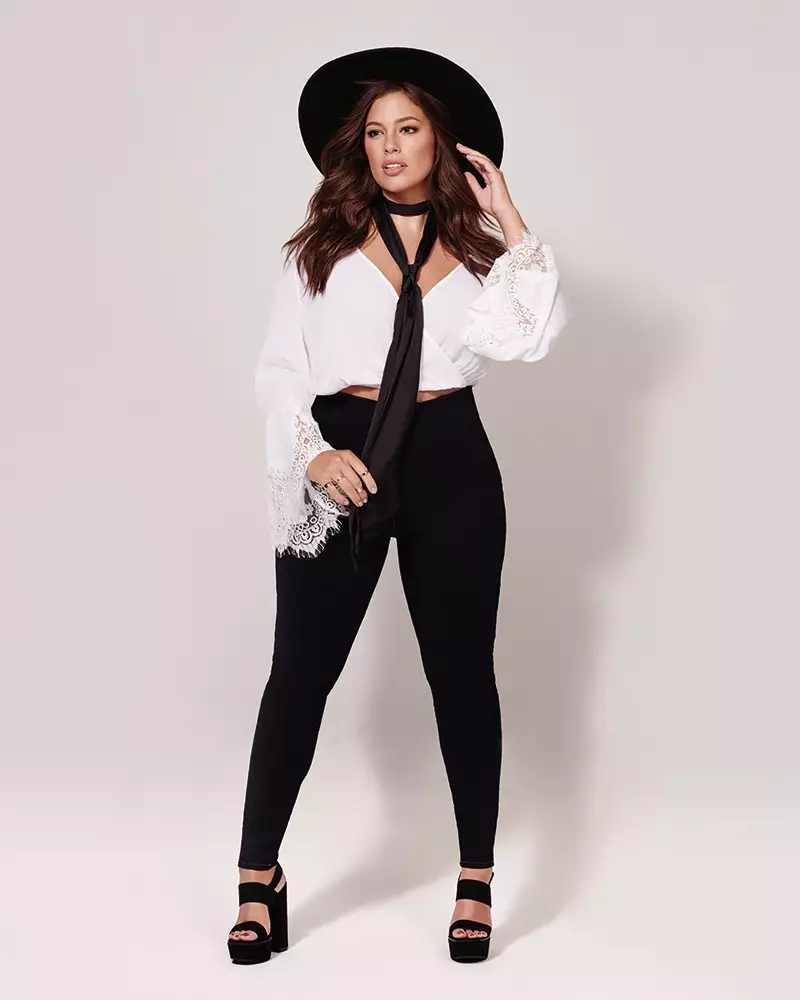 Ashley Graham para Forever 21 ropa deportiva de talla grande