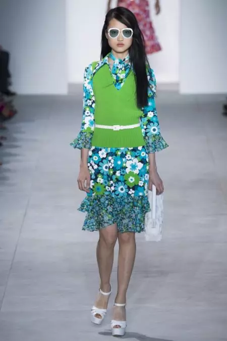 Michael Kors Amabweretsa Blooms kwa Spring 2017