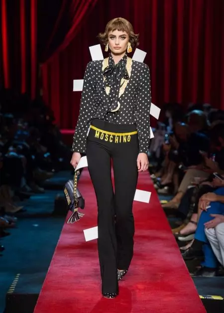 Moschino оживява хартиените кукли за пролетта на 2017 г