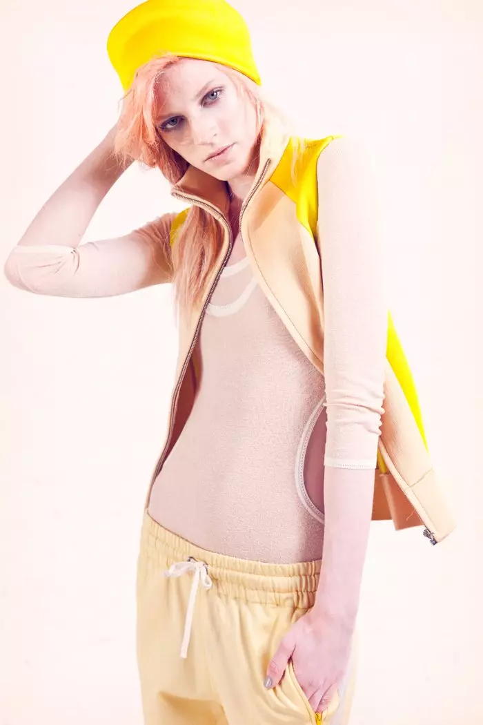 Quinta Witzel بقلم جاستن هولار عن فيلم Nylon March 2012