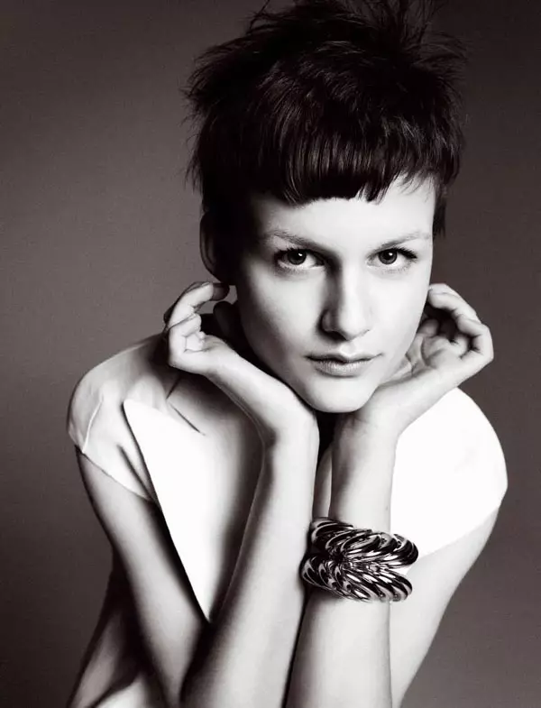 Nina Porter de Txema Yeste pentru Harper's Bazaar Spania februarie 2011