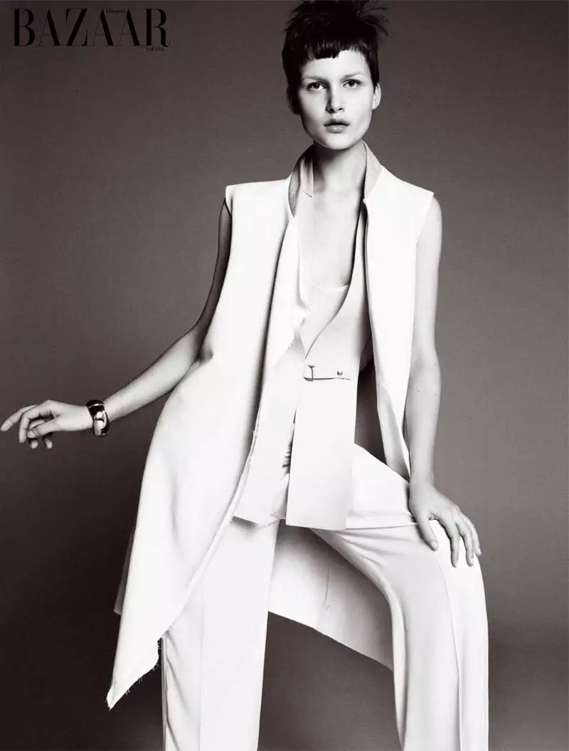 Nina Porter ji hêla Txema Yeste ve ji bo Harper's Bazaar Spain Sibat 2011