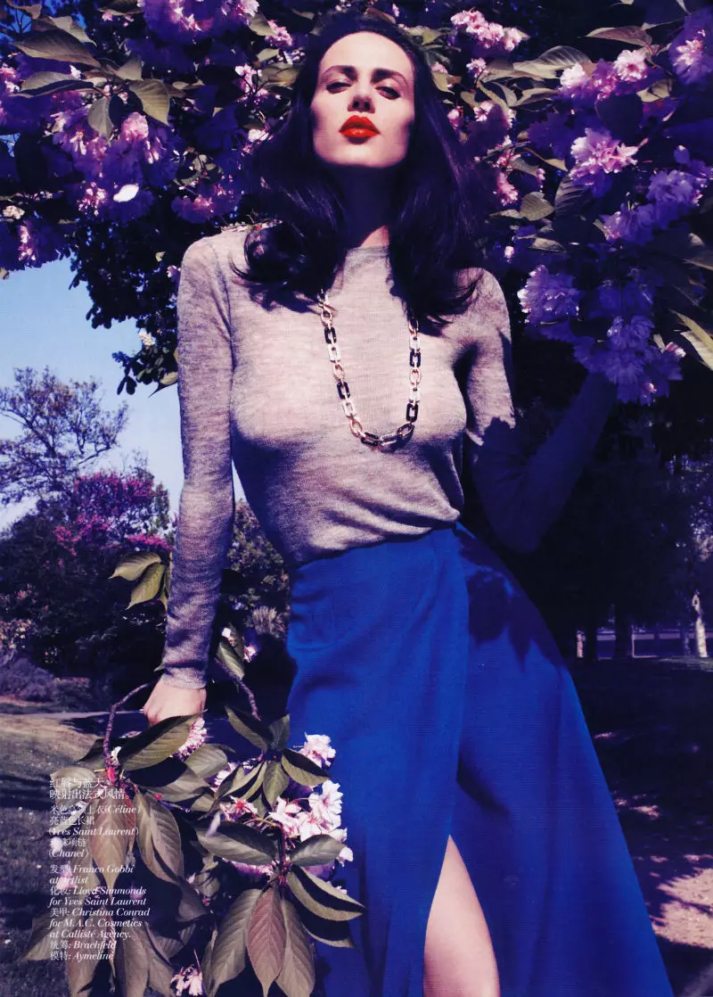 Aymeline Valade פון Camilla Akrans פֿאַר Vogue China יולי 2011