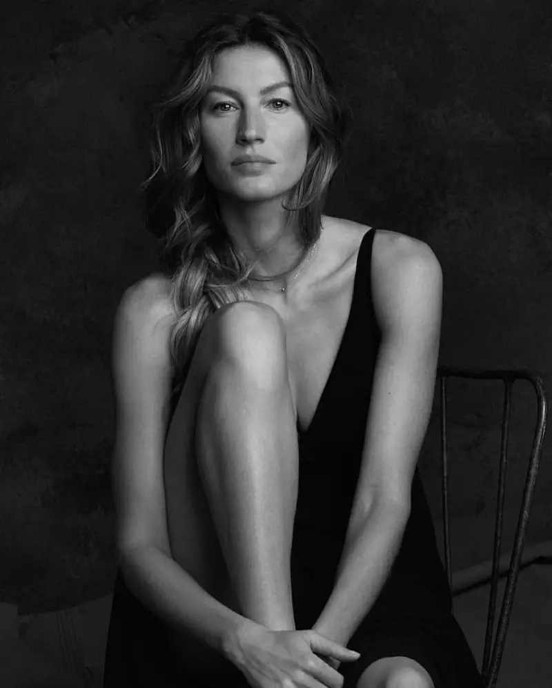 Gisele Bündchen ist in Schwarz-Weiß fotografiert und in der O Boticário-Kampagne zu sehen