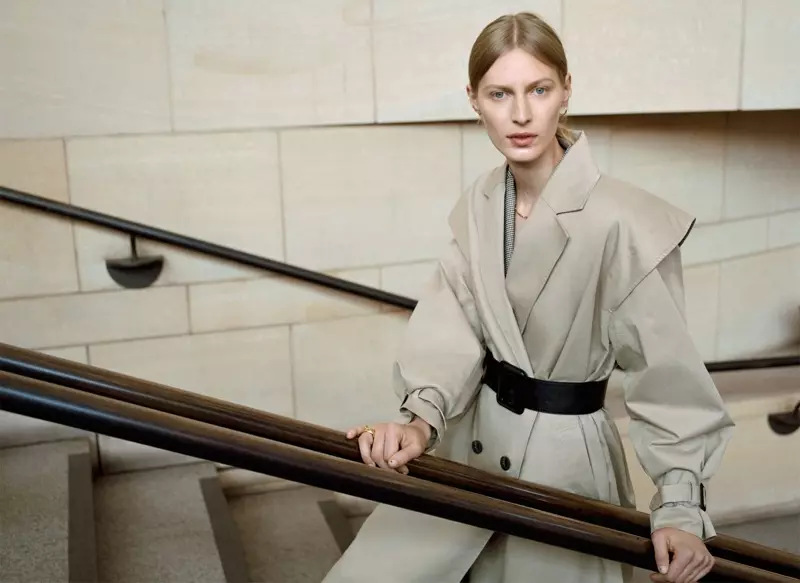 Julia Nobis protagoniza el lookbook de Zara Monday to Friday otoño-invierno 2019