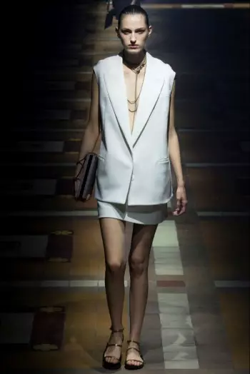 Lanvin Spring 2015- ကျက်သရေရှိရှိ သင်ခန်းစာ