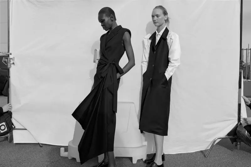 Alek Wek & Gemma Ward ji bo PORTER Edit Hêzên Tevlî Hêzê bibin