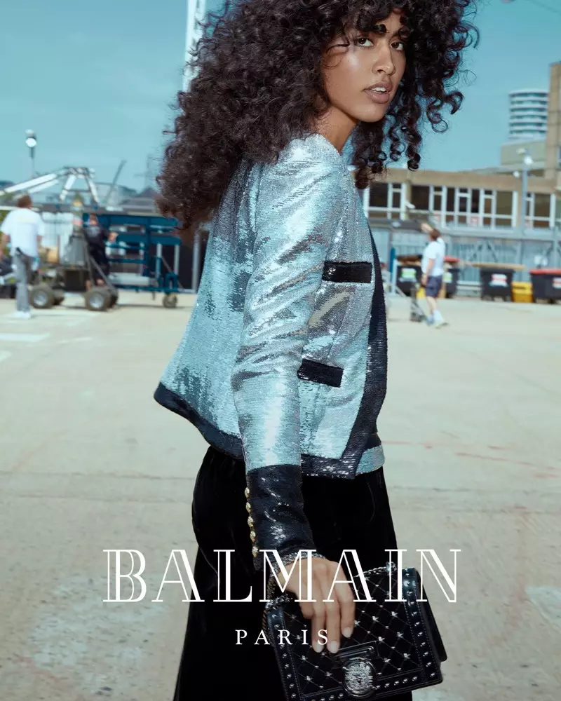 Luz Pavon pour la campagne Balmain automne-hiver 2018