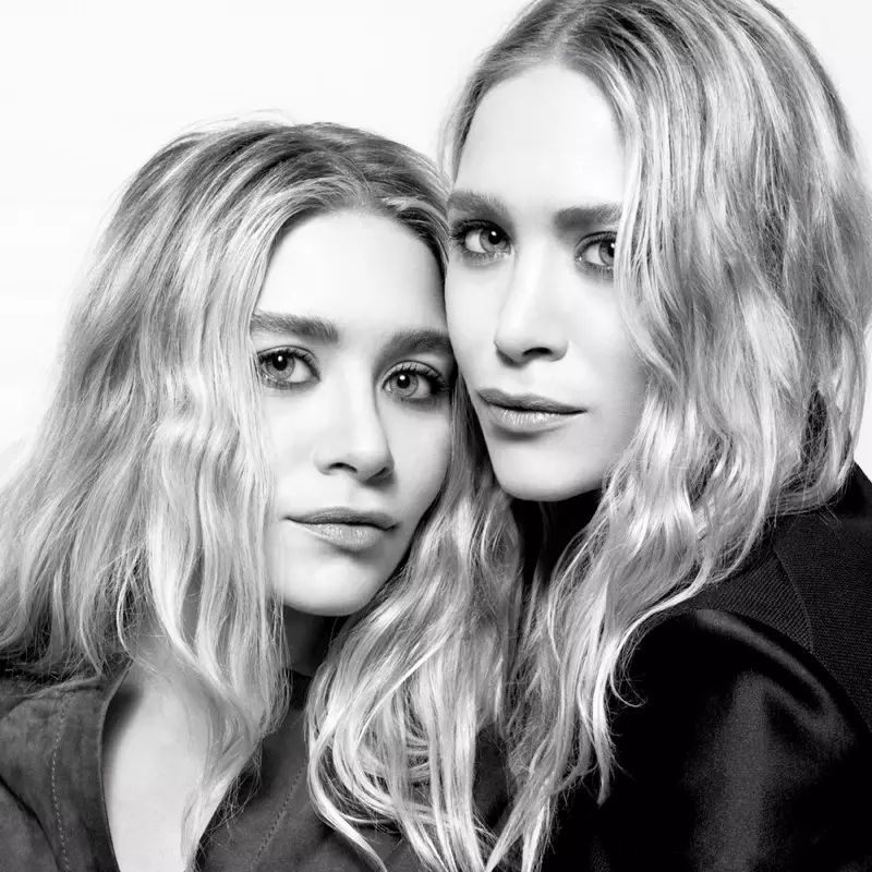 Mary-Kate ve Ashley Olsen, NET-A-PORTER Özelliği İçin Birlikte Poz Verdi
