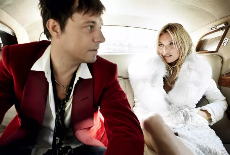 Kate Moss para Vogue US setembro de 2011 por Mario Testino